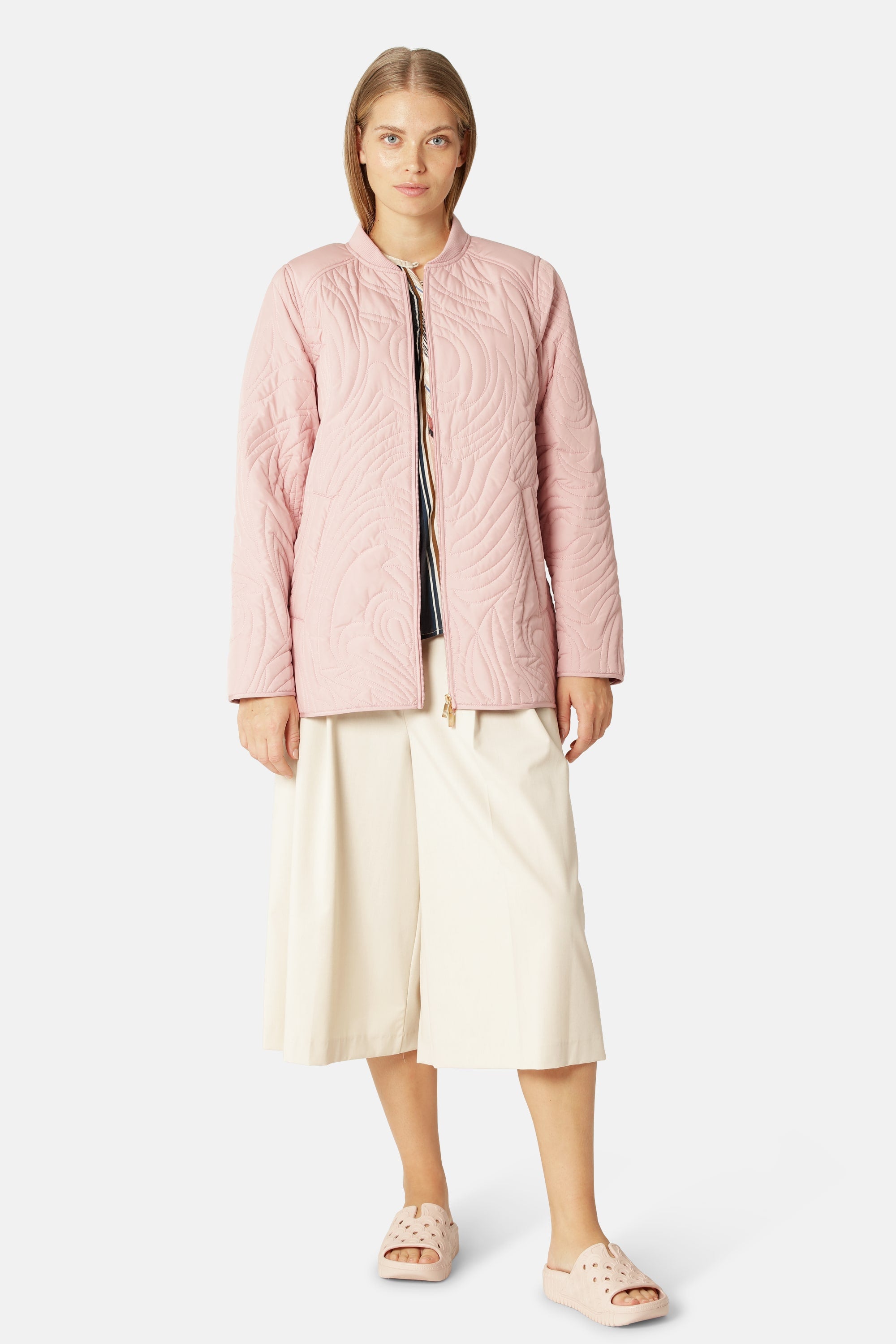 Kort Quiltad Jacka - Peachskin